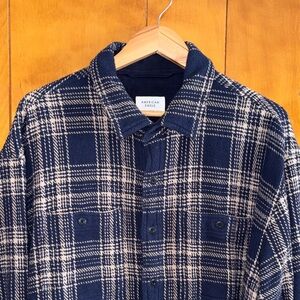 American Eagle Outfitters Blue and Cream Plaid Shirt